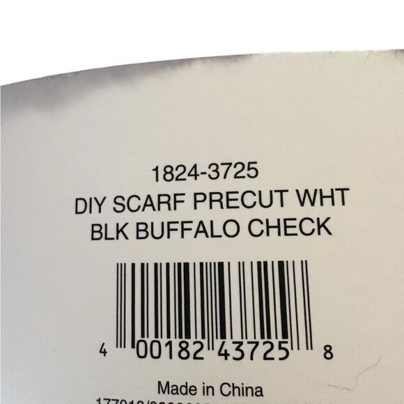 Fashion Accessory Pre-Cut Fabric - Picture 5 of 5